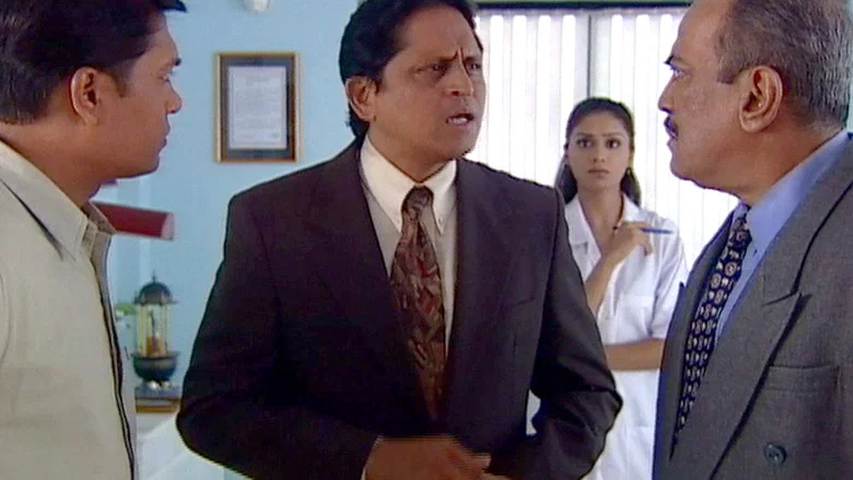 Cena do episódio 242: Episódio 242