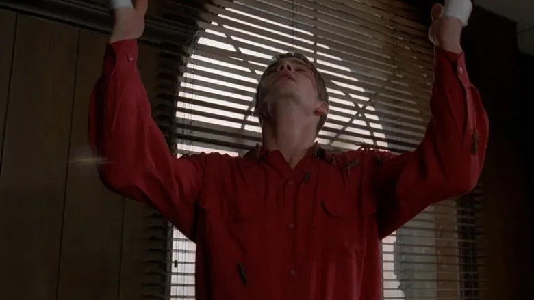 Cena do episódio 18: Homem do Milagre