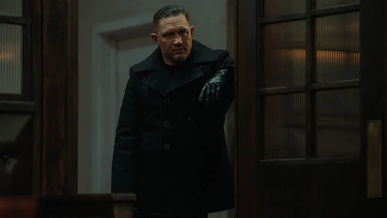 Cena do episódio 10: The Beast in Me
