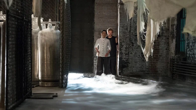 Cena do episódio 6: Imortal Emerge da Caverna