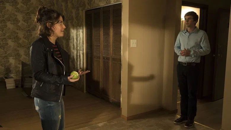 Cena do episódio 8: Maçã