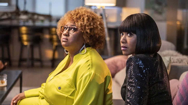 Cena do episódio 1: Angela Bassett Is the Baddest B***h